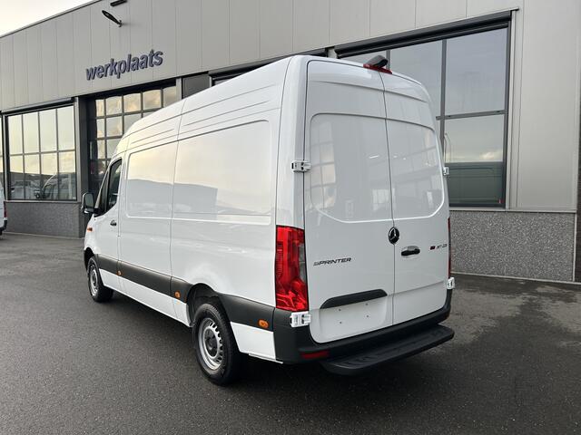 Mercedes-Benz SPRINTER 317 CDI L2 H2 Pro Facelift / MBUX / Navigatie / Camera / Cruise control / Airco / 270 Graden achterdeuren