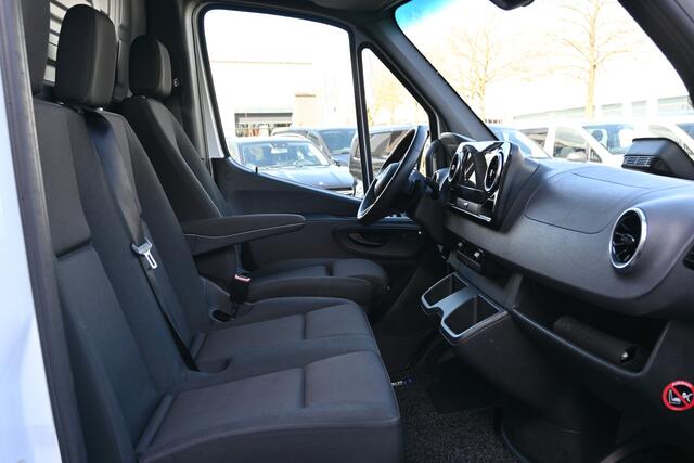Mercedes-Benz SPRINTER 317 CDI L2H2 Pro Geveerde stoel, Navigatie met camera