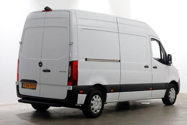 Mercedes-Benz SPRINTER 315 CDI 150pk L2H2 LED/Navi/Camera 03-2022