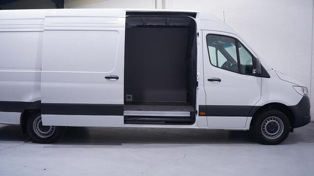 Mercedes-Benz SPRINTER 315 CDI 150 pk L3H2 Apple Carplay, Camera Airco, Laadruimte Pakket, Opstap achter, 3-Zits