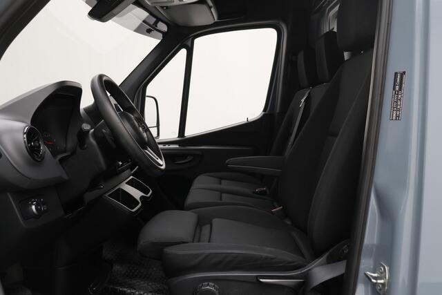 Mercedes-Benz SPRINTER 317 CDI Automaat L2H1 3-Zits, Cruise, Camera, Apple Carplay, LED, Zonneklep, DAB, Trekhaak, 18''