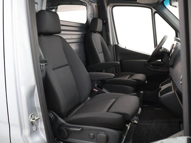 Mercedes-Benz SPRINTER 317 CDI | L2 H1 | PRO | AUT. | 170 PK | 2X ZIJSCHUIFDEUREN | STOEL - STOEL | 3500 KG TREKHAAK MOGELIJK | AIRCO | CAMERA | CRUISE CONTROL | 2-ZITS | METALLIC | CERTIFIED