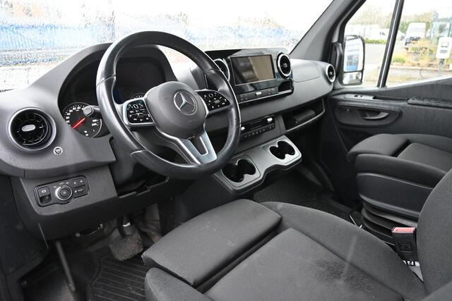 Mercedes-Benz SPRINTER 319 CDI L4H2 RWD Distronic, LED, Standkachel, Geveerde Stoelen, Etc.