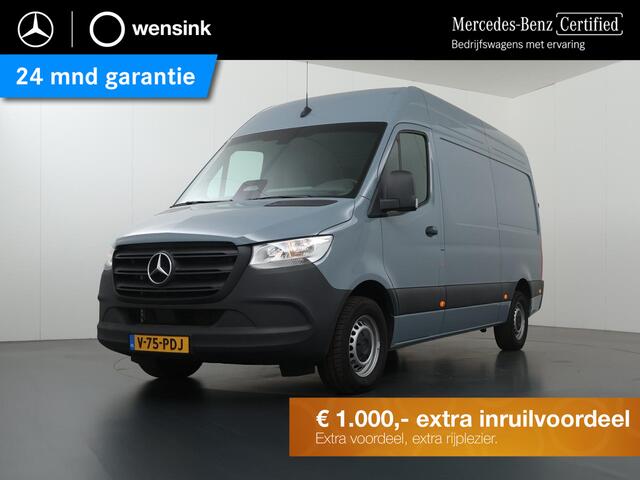 Mercedes-Benz SPRINTER 317 CDI | Aut. | L2 H2 | Pro | Verwarmde Chauffeursstoel | Bijrijdersbank | Spiegelpakket | Achteruitrijcamera | Airco | Cruisecontrol | Dodehoekassistent | 3500kg AHW | Certified |