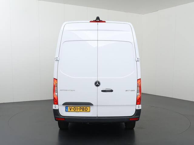 Mercedes-Benz SPRINTER 317 CDI | AUT. | L2 H2 | Pro | 3-zits | Airco | Cruise Control | 3500 KG. AHW | Parkeercamera | Certified