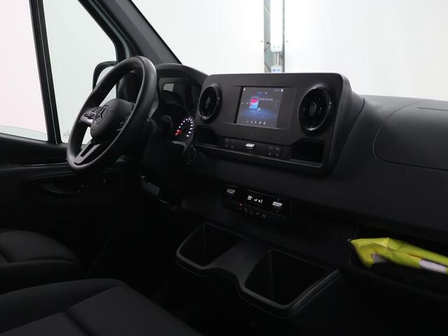 Mercedes-Benz SPRINTER 317 CDI | AUT. | L2 H2 | Pro | Navigatie | Spiegelpakket | Verwarmde Geveerde Comfort Chauffeursstoel en Bijrijdersbank | Achterdeuren 270 Graden | Airco | Cruisecontrol | Dodehoekassistent | Parkeerpakket met Achteruitrijcamera | Certified |