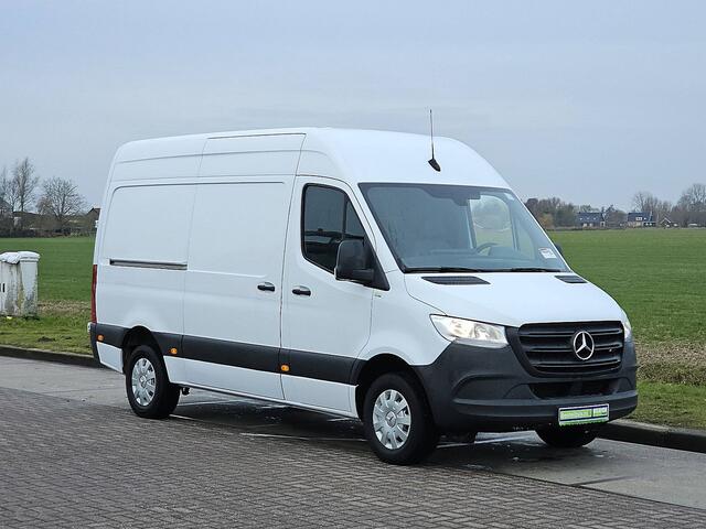 Mercedes-Benz SPRINTER 317 1.9 CDI L2H2 RWD