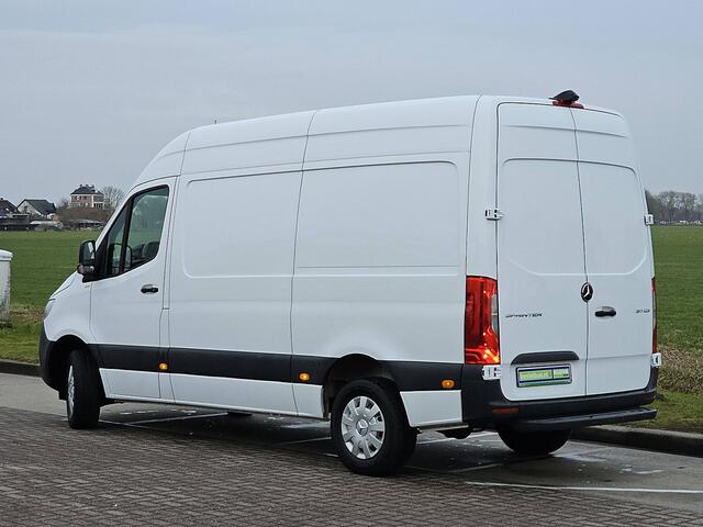 Mercedes-Benz SPRINTER 317 1.9 CDI L2H2 RWD