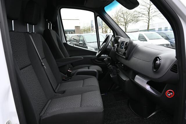 Mercedes-Benz SPRINTER 317 CDI L2H1 RWD MBUX met navigatie en camera, Geveerde stoel, Brake assyst, Etc.