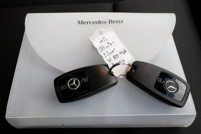 Mercedes-Benz SPRINTER 316 CDI 163pk RWD L2H2 Airco/Navi/Camera 09-2020