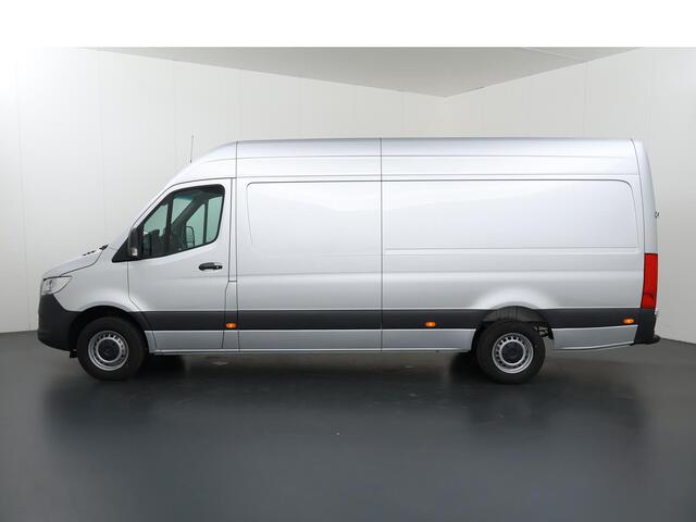 Mercedes-Benz SPRINTER 315 CDI | AUT. | L3 H2 | MBUX 7" | Dodehoekdetectie | Navigatie | Parkeercamera | Trekhaak |