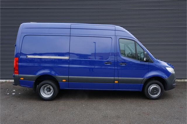 Mercedes-Benz SPRINTER 516 160pk Automaat 3500kg L2H2 Dubbellucht Trekhaak Apple Carplay Camera
