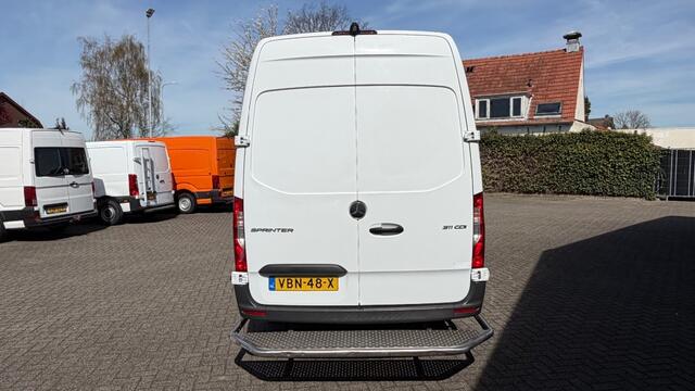 Mercedes-Benz SPRINTER 311 CDI 84KW 114PK L3H2 AUTOMAAT EURO 6 POST NL/ AIRCO/ ORIGINEEL AUDIO/ CAMERA/ 100% DEALERONDERHOUDEN