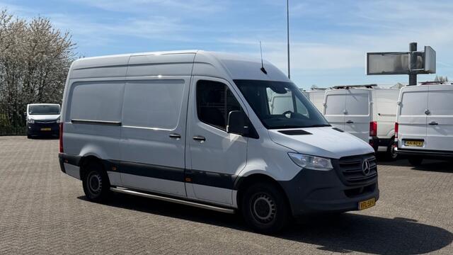 Mercedes-Benz SPRINTER 311 CDI 84KW 114PK L2H2 BEDRIJFSWAGENINRICHTING/ AIRCO/ CAMERA/ 100% DEALERONDERHOUDEN