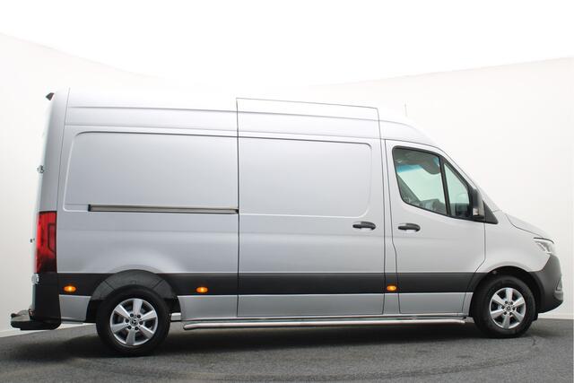 Mercedes-Benz SPRINTER 314 2.2 CDI Automaat L2H2 3-Zits, LED, Climate, Camera, Cruise, Navigatie, Bluetooth, Trekhaak, 16''