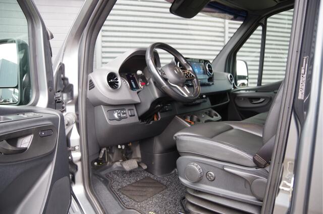 Mercedes-Benz SPRINTER 519 3.0 CDI V6 L2H1 N1, AUT. LED, LEDER, DUBBELLUCHT, STOELVERWARMING, ELEKTR. SCHUIFDEUR, MBUX 10'', CAMERA, NAVI, CRUISE, CLIMA, VOORRUITVERWARMING, NL AUTO, NAP, DUBBEL LUCHT