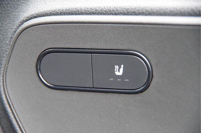 Mercedes-Benz SPRINTER 519 3.0 CDI V6 L2H1 N1, AUT. LED, LEDER, DUBBELLUCHT, STOELVERWARMING, ELEKTR. SCHUIFDEUR, MBUX 10'', CAMERA, NAVI, CRUISE, CLIMA, VOORRUITVERWARMING, NL AUTO, NAP, DUBBEL LUCHT