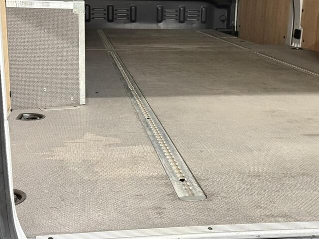 Mercedes-Benz SPRINTER 317 CDI L4 Maxi Climate Control Navi Stoelverwarming Trekhaak PDC V&A Camera