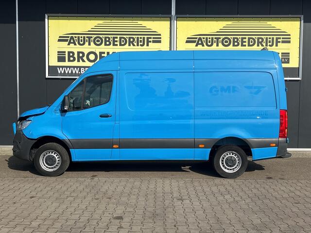 Mercedes-Benz SPRINTER 317 1.9 CDI L2H2 RWD