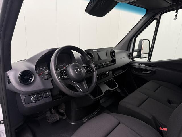 Mercedes-Benz SPRINTER Automaat Dubbellucht Bakwagen | Laadklep | 2.38 Hoog | Dakspoiler | Zijdeur |