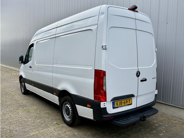 Mercedes-Benz SPRINTER 315CDI L2H2 RWD 9G-Tronic AUT. MBUX / TREKHAAK