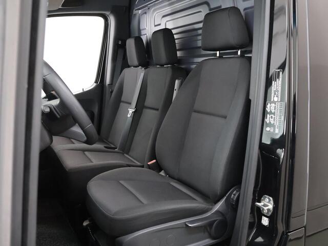 Mercedes-Benz SPRINTER 317 CDI | Aut. | L3 H2 | Pro | Led | Metallic | Bumpers in kleur | 3-zits | Navigatie | Parkeercamera | LED Koplampen | Certified