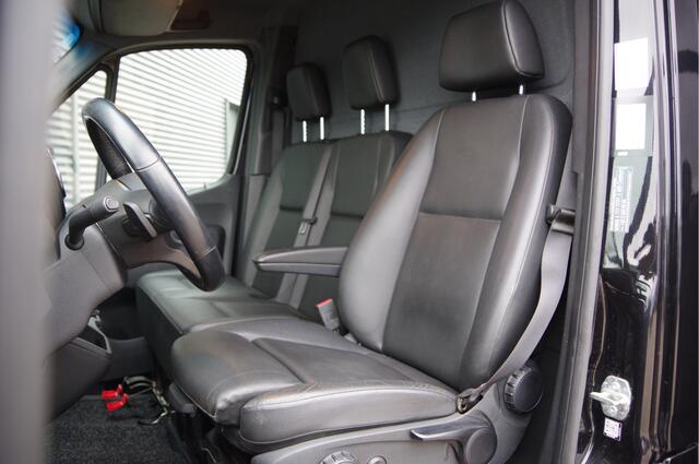 Mercedes-Benz SPRINTER 519 3.0 CDI V6 BAKWAGEN, AUT. LED, CAMERA, MBUX10'', GEVEERDE STOEL, LEDER, NAVI, CLIMA, STOELVERWARMING, ZIJDEUR