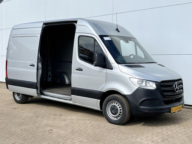 Mercedes-Benz SPRINTER 215 1.9 CDI L2H2 Automaat L2H2 Climate Control Camera Carplay Parkeersensoren V+A