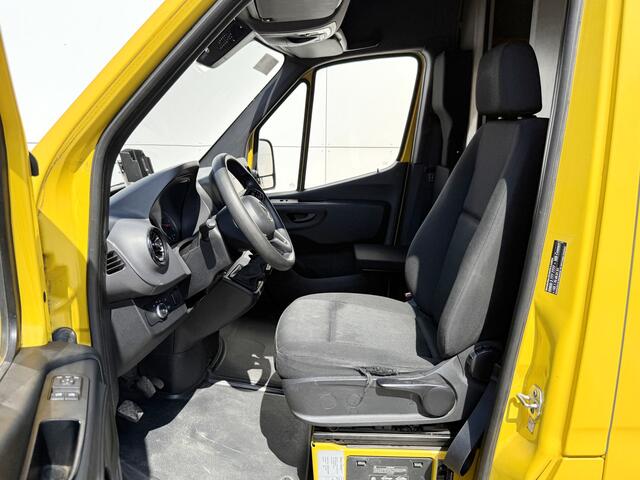 Mercedes-Benz SPRINTER 315 1.9 CDI Pakketbus L3H2 Tussenschot met deur LED Climate Control Cruise Control Carplay Camera