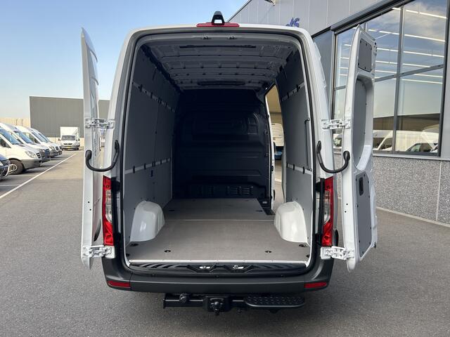 Mercedes-Benz SPRINTER 315 CDI L2 H2 RWD Pro MBUX / Trekhaak / Camera / Cruise control / Airco / 270 Graden achterdeuren