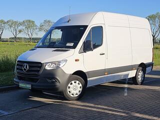 mercedes-benz-sprinter-317-l2h2-pro