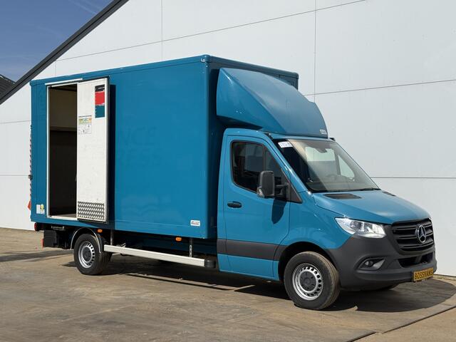 Mercedes-Benz SPRINTER 315 1.9 CDI Automaat Laadklep Zijdeur Climate Control Cruise Control Camera Koffer Bakwagen Meubelbak