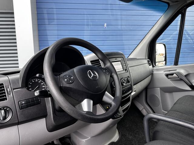 Mercedes-Benz SPRINTER 319 3.0 CDI 432/ Automaat!/ 6-Cilinder!!/ 3-PERS/ Trekhaak/ Airco/ Cruise/ Navi/ Bluetooth/ Elek.Pakket/ C.V.Afstand/ Zij-Schuifdeur Rechts