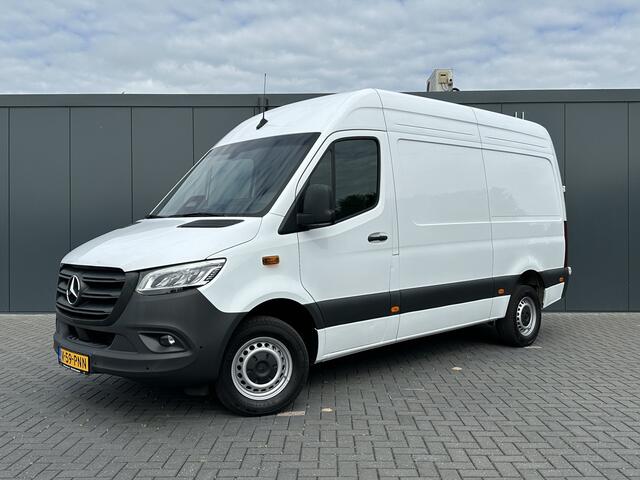 Mercedes-Benz SPRINTER 317 CDI 9G-TRONIC RWD FACELIFT / L2H2 / CAMERA / LED / MBUX / CRUISE / AIRCO / BLIND SPOT / GEVEERDE STOEL
