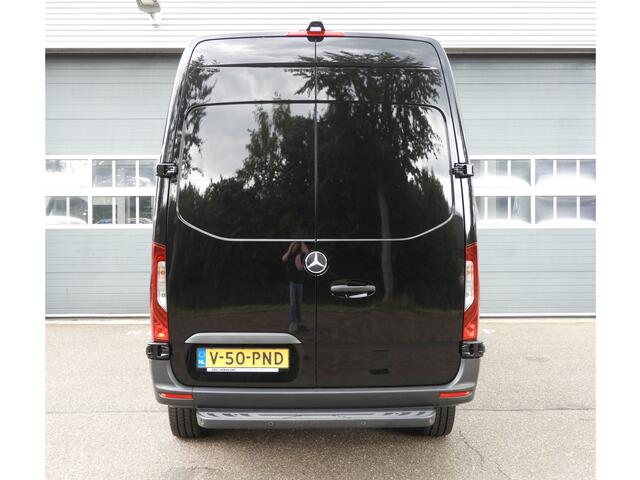 Mercedes-Benz SPRINTER 317 1.9 CDI L2H2 RWD AUT | LED | CAMERA | NAVI | CRUISE | CARPLAY