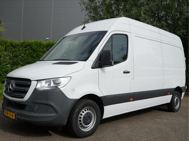 Mercedes-Benz SPRINTER 215 1.9 CDI L2H2 FWD Automaat trekhaak, camera