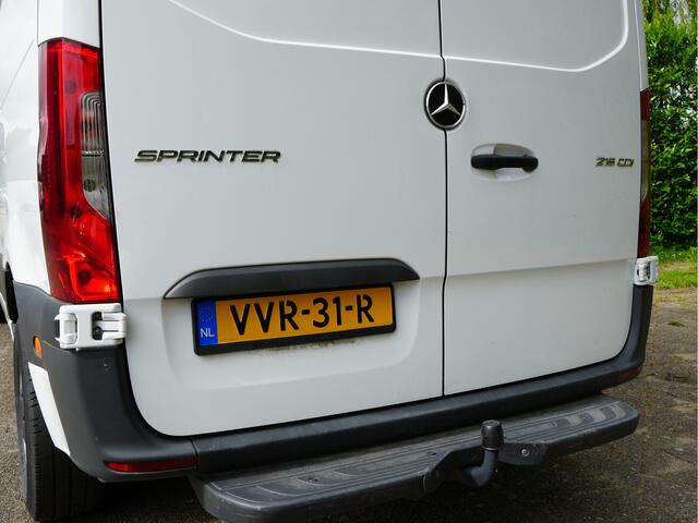 Mercedes-Benz SPRINTER 215 1.9 CDI L2H2 FWD Automaat trekhaak, camera