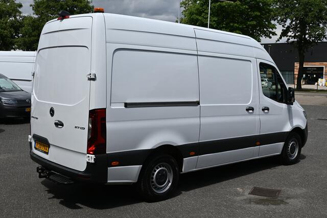 Mercedes-Benz SPRINTER 317 CDI L2H2 3500 KG trekhaak, LED, Geveerde stoel