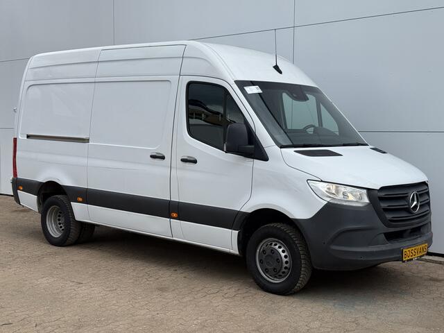Mercedes-Benz SPRINTER 516 2.2 CDI L2H2 Dubbellucht 10 Inch MBUX 3,5t Trekhaak Climate Control Navigatie Parkeersensoren V + A