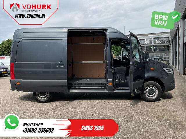 Mercedes-Benz SPRINTER 317 CDI Aut. L2H2 LED/ Stoelverw./ Gev.Stoel/ 270Gr.Deuren/ Navi/ Camera/ Cruise/ Airco/ PDC