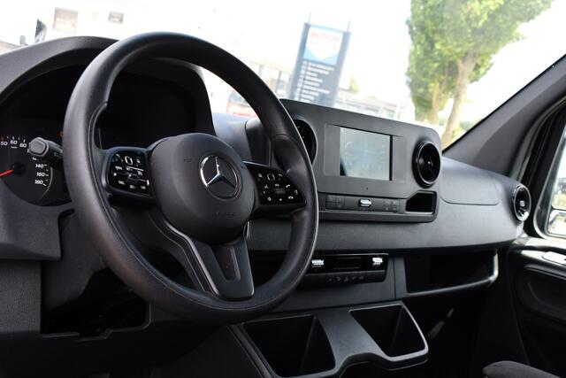 Mercedes-Benz SPRINTER 316 1.9 CDI L2H2 RWD AMG Black Edition Camera, Cruise, 3500KG Trekhaak, Carplay, Automaat, 170PK, Standkachel, Multimedia, UNIEK!