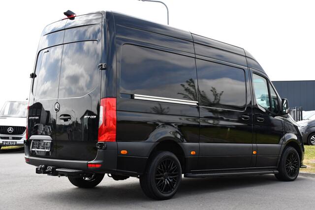 Mercedes-Benz SPRINTER 316 1.9 CDI L2H2 RWD AMG Black Edition Camera, Cruise, 3500KG Trekhaak, Carplay, Automaat, 170PK, Standkachel, Multimedia, UNIEK!