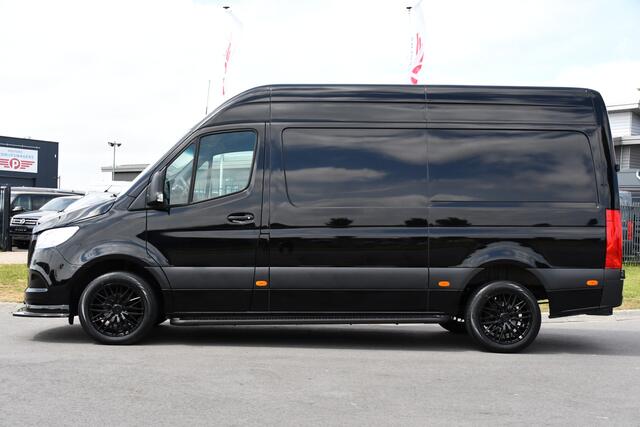 Mercedes-Benz SPRINTER 316 1.9 CDI L2H2 RWD AMG Black Edition Camera, Cruise, 3500KG Trekhaak, Carplay, Automaat, 170PK, Standkachel, Multimedia, UNIEK!