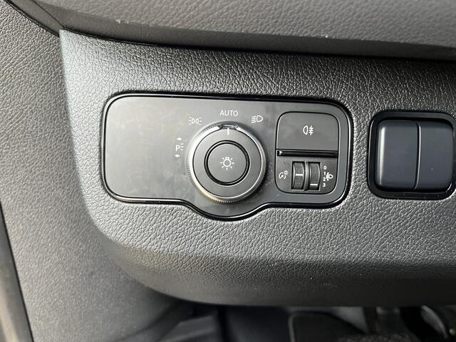 Mercedes-Benz SPRINTER 314 2.2 CDI L2H2 Werkplaats inrichting Airco Cruise controle Trekhaak 2800kg Kastinrichting Omvormer Apple carplay 1e Eigenaar Euro 6 Bpm vrij voor particulier gebruik!!