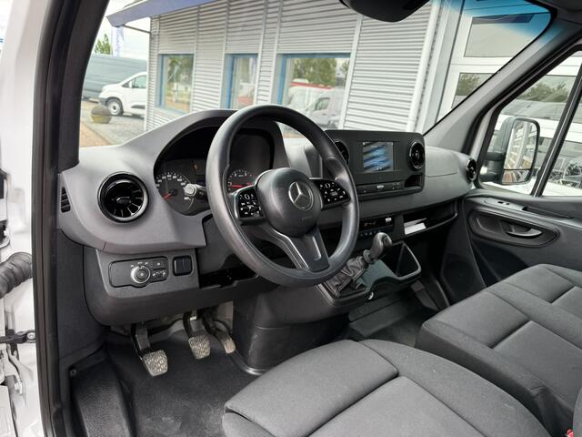 Mercedes-Benz SPRINTER 514 CDI EURO VI-D Bakwagen met laadklep