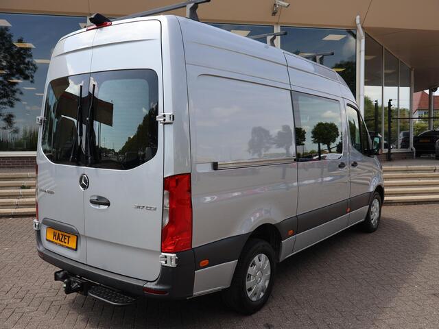 Mercedes-Benz SPRINTER 317 1.9 CDI L2H2 RWD + 3500 KG TREKHAAK | NAVIGATIE | APPLE CARPLAY | CAMERA