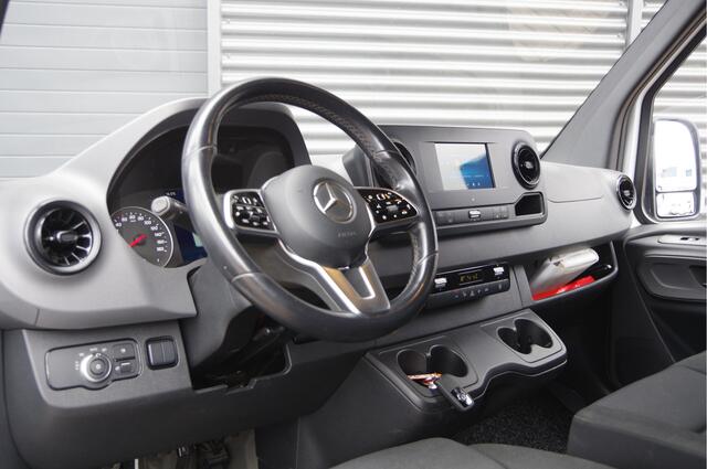 Mercedes-Benz SPRINTER 319 3.0 V6 L2H2 3P, AUT. LED, STANDKACHEL, STOELVERWARMING, CAMERA, CRUISE, LEDER STUUR, NAVI BY APPLE CARPLAY