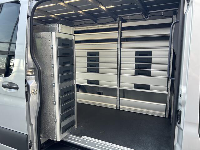 Mercedes-Benz SPRINTER 315 CDI L2 H1 RWD 3500KG Trekhaak / BOTT Inrichting / MBUX 10.25 / Navigatie / Cruise control / Airco / 270 Graden achterdeuren