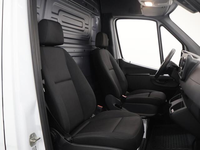Mercedes-Benz SPRINTER 315 CDI | L2 H2 | FWD | AUT. | AIRCO | 2-ZITS | MULTIFUNCTIONEEL STUURWIEL | APPLE CARPLAY | ANDROID AUTO | ACHTERUITRIJCAMERA | LAADRUIMTE INRICHTING | CERTIFIED
