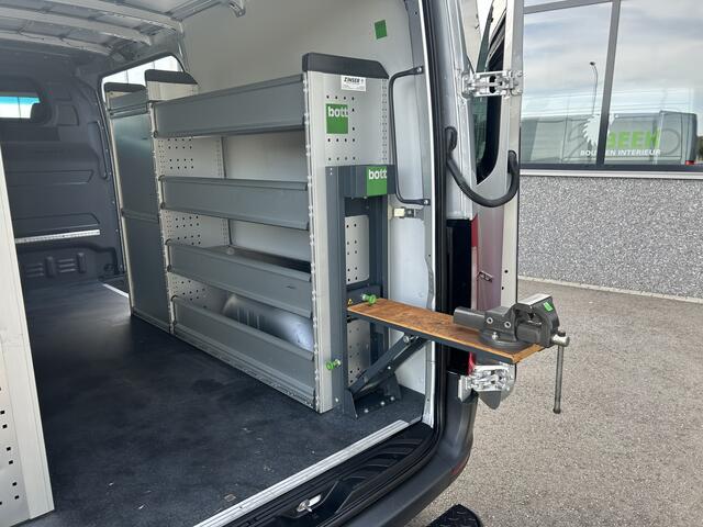 Mercedes-Benz SPRINTER 315 CDI L2 H1 RWD 3500KG Trekhaak / BOTT Inrichting / MBUX 10.25 / Navigatie / Cruise control / Airco / 270 Graden achterdeuren